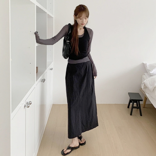 어솜니 나일론 슬림핏 H라인 롱스커트