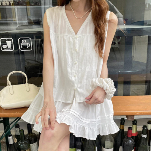 말구필 브이넥 레이스 민소매 블라우스