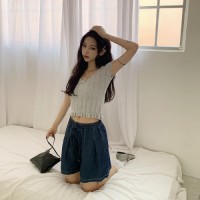 우수셀 U넥 리본 버튼 골지 프릴 반팔 니트